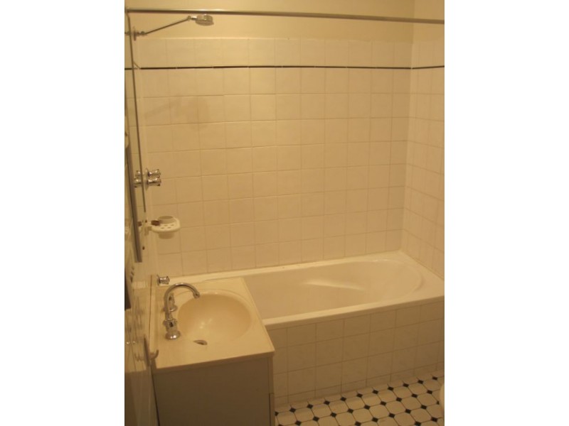 26 Walker Ave, Canada Bay NSW 2046