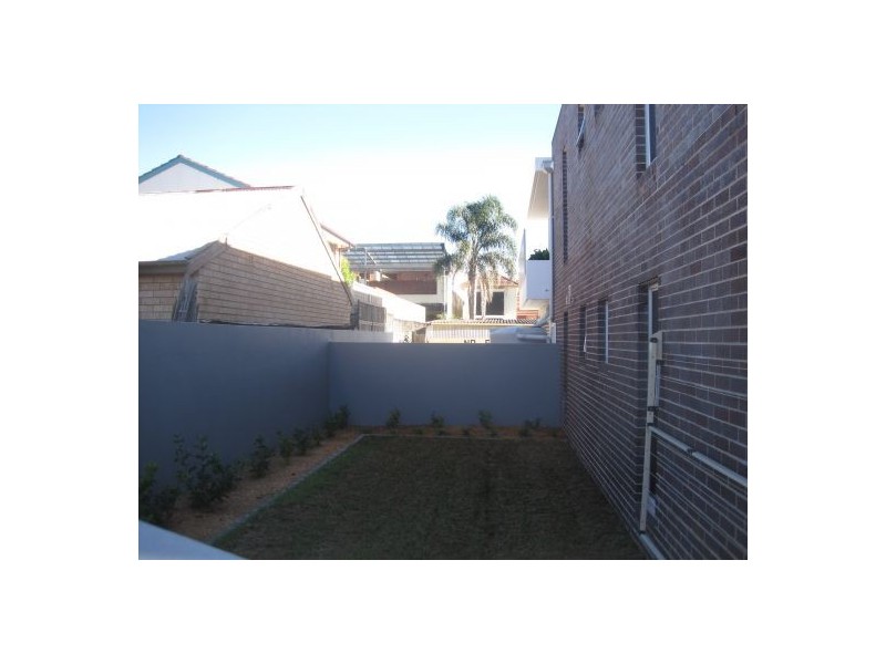 1 Corallie, Abbotsford NSW 2046