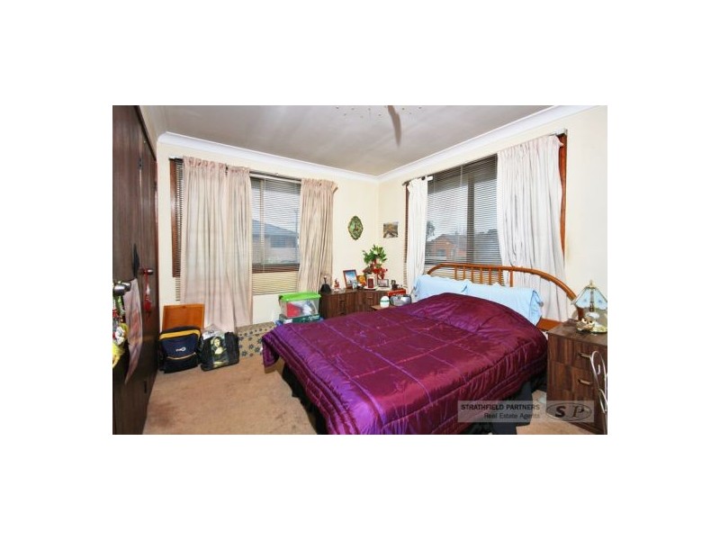 70 Northumberland Road, Auburn NSW 2144