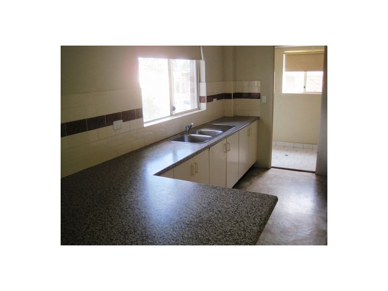 4/25-27 Myrtle St, Bankstown NSW 2200