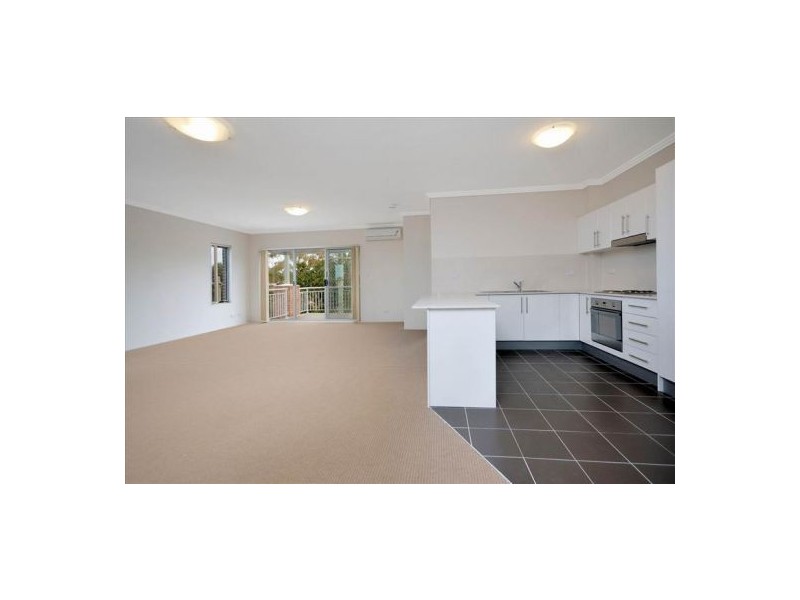 15  Stuart St, Helensburgh NSW 2508