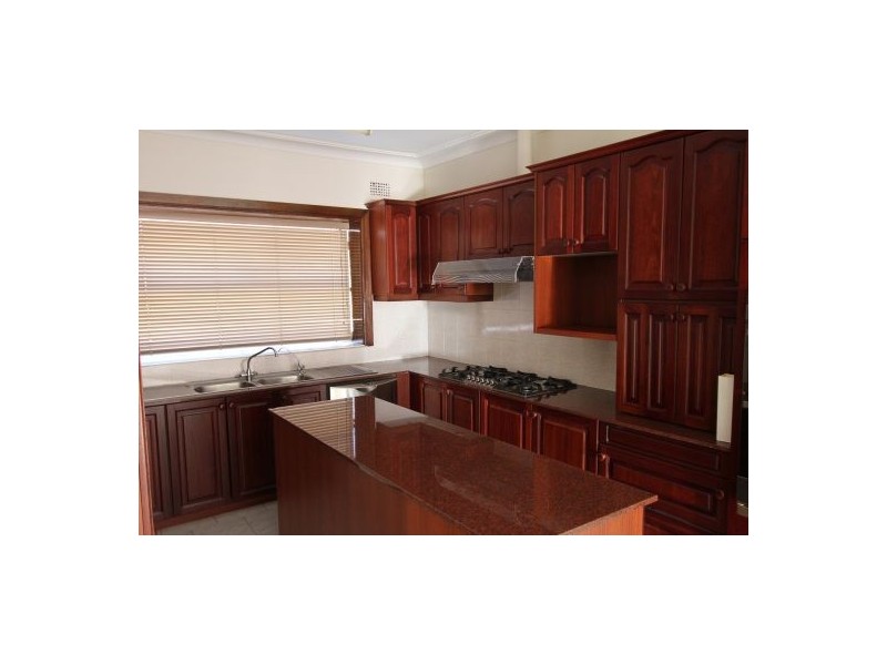 Strathfield NSW 2135
