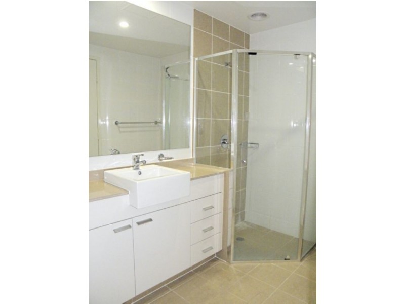 918/89 Shoreline Drive (Cnr Meredith St), Rhodes NSW 2138