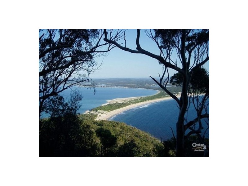 88 The Anchorage, Hawks Nest NSW 2324