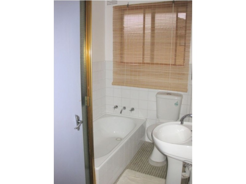 8/40 The Crescent, Homebush NSW 2140