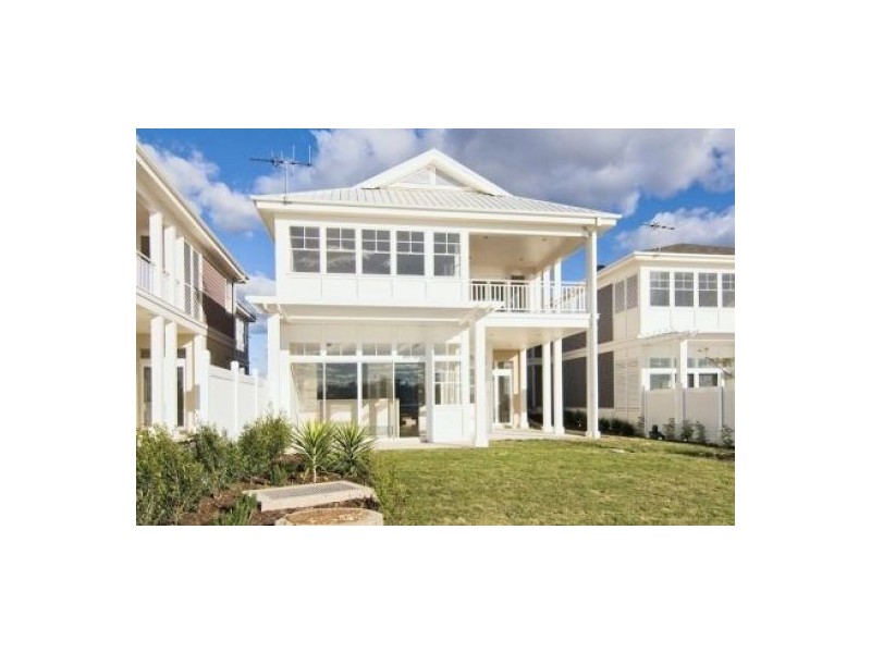 105 Peninsula Drive, Breakfast Point NSW 2137