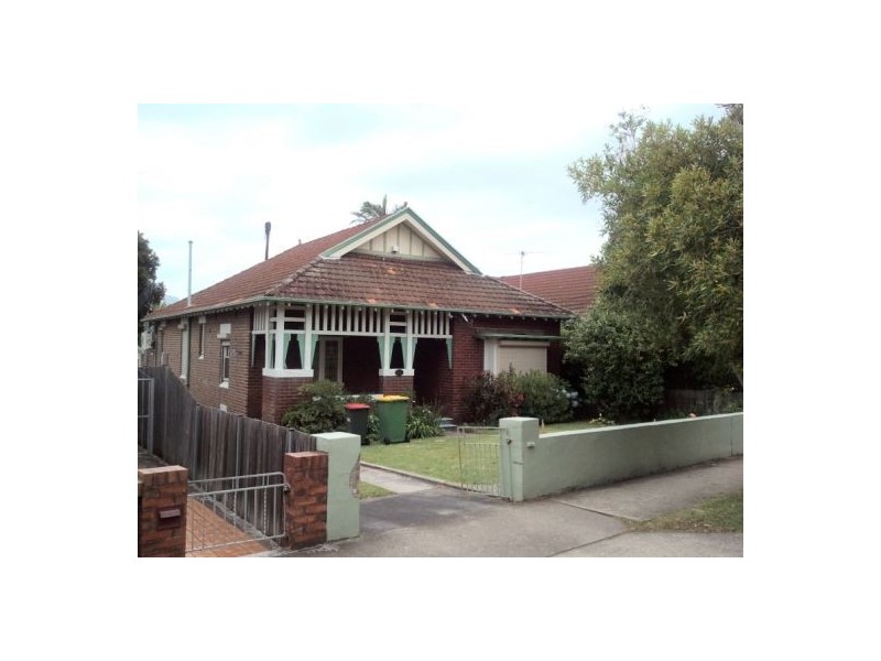 40 Loftus Crescent, Homebush NSW 2140