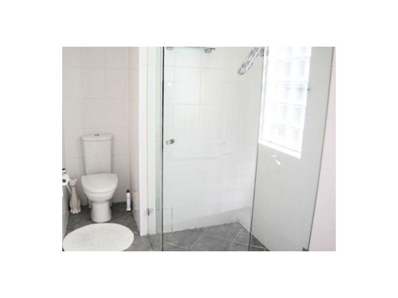 12 Cambridge Avenue, Drummoyne NSW 2047