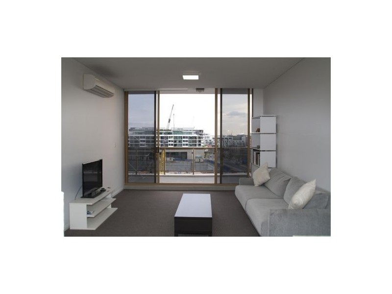 920/89 Shoreline Drive (Cnr Meredith Dr), Rhodes NSW 2138