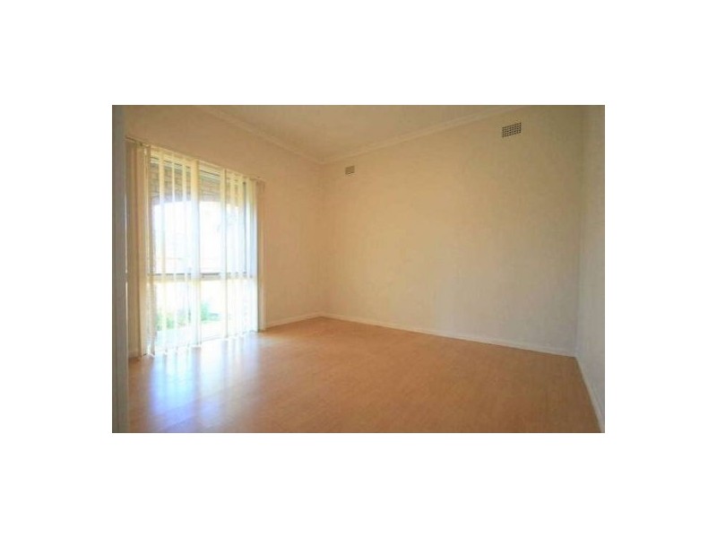 10 Rogers St, Merrylands NSW 2160