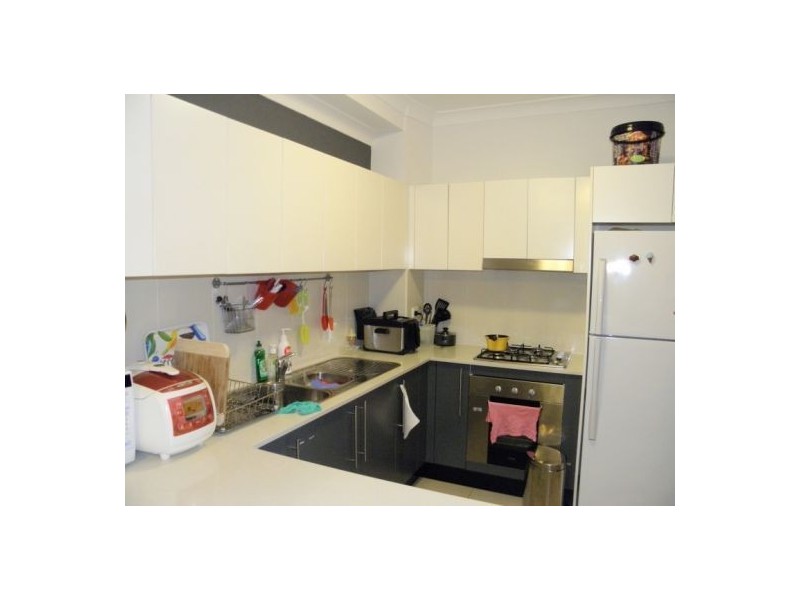 22/2-8 Kitchener Avenue, Regents Park NSW 2143