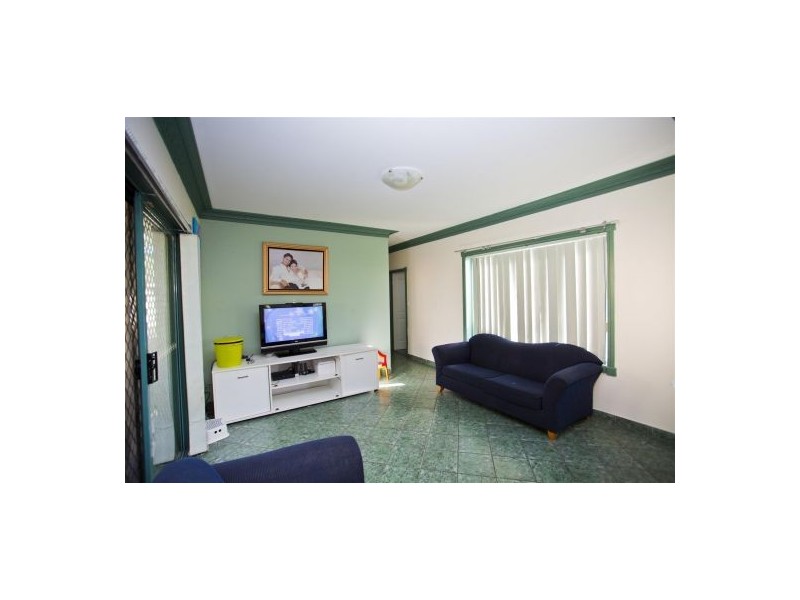 3/80 Boronia Road, Greenacre NSW 2190