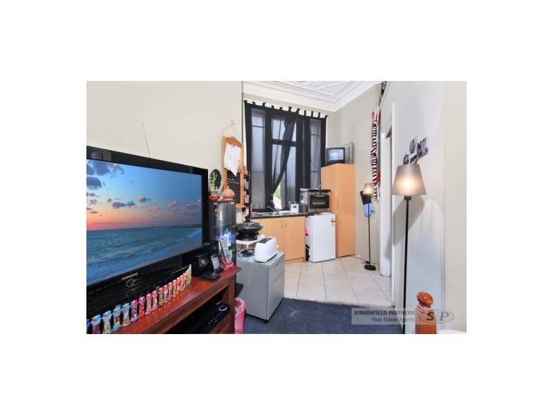 14 Jersey Rd, Burwood NSW 2134