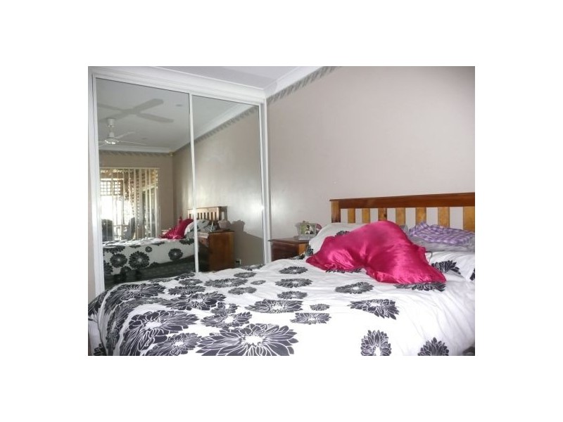 106 Buckwell Drive, Hassall Grove NSW 2761