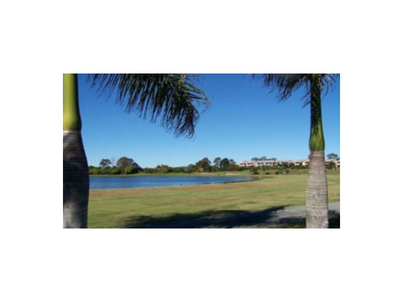 34 Gleneagles Dr, Brisbane QLD 4000
