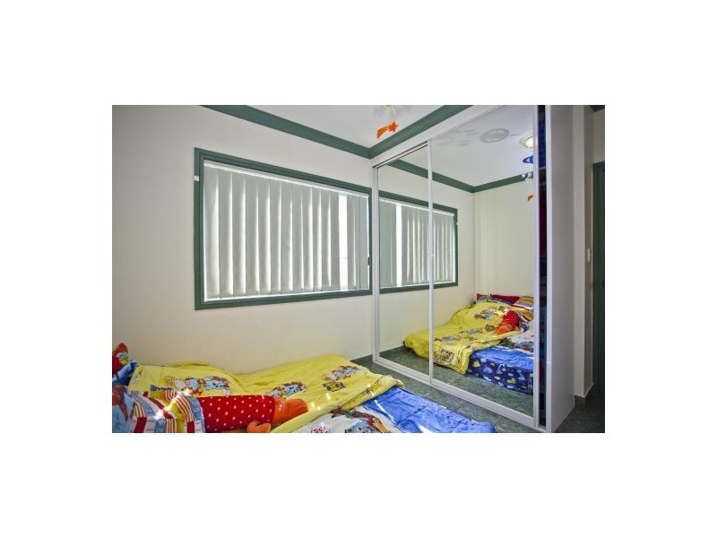 3/80 Boronia Rd, Greenacre NSW 2190