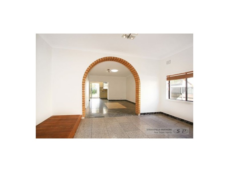 10 Telopea Avenue, Homebush West NSW 2140