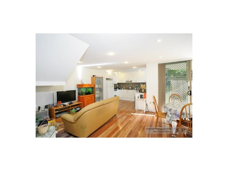 6/5 Short St East, Homebush NSW 2140