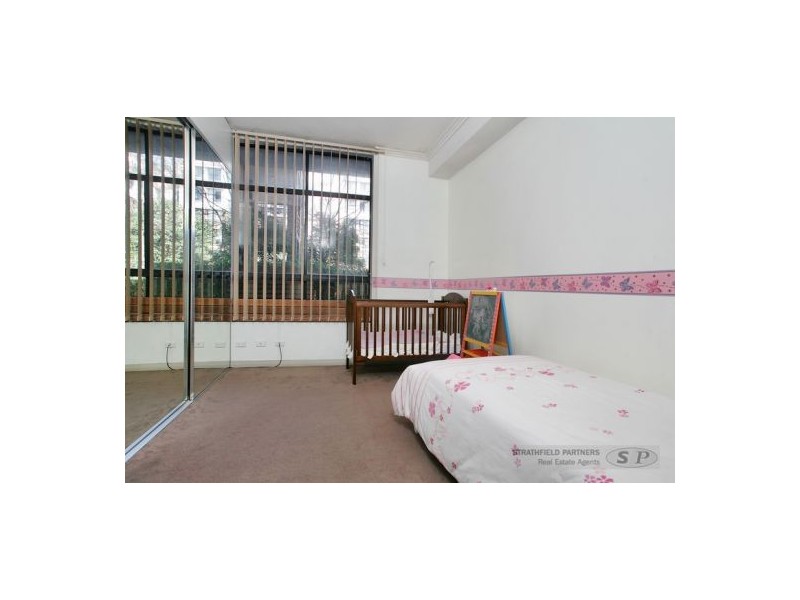 1306/100 Belmore St, Meadowbank NSW 2114