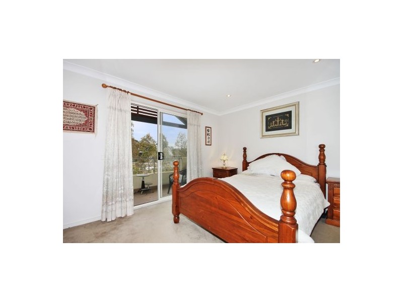 22 Betty Cuthbert Dr, Lidcombe NSW 2141