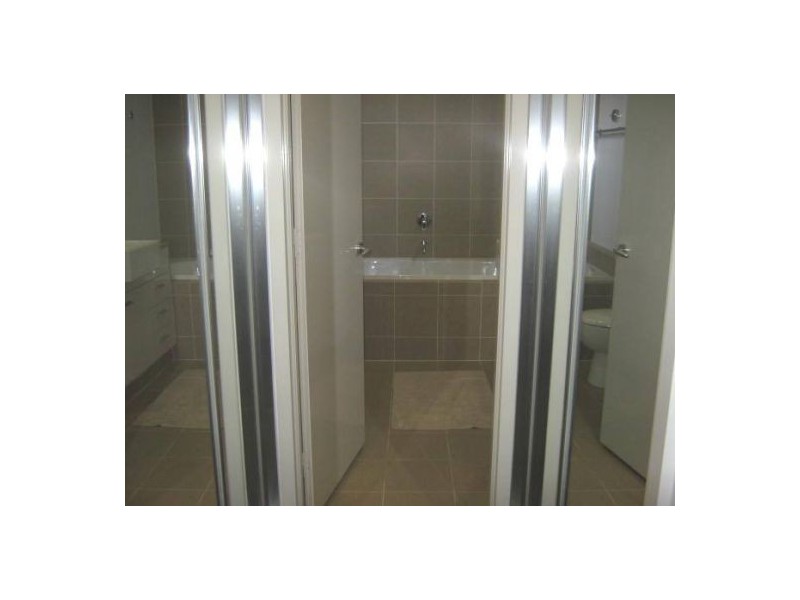 319/89 Shoreline Drive, Rhodes NSW 2138