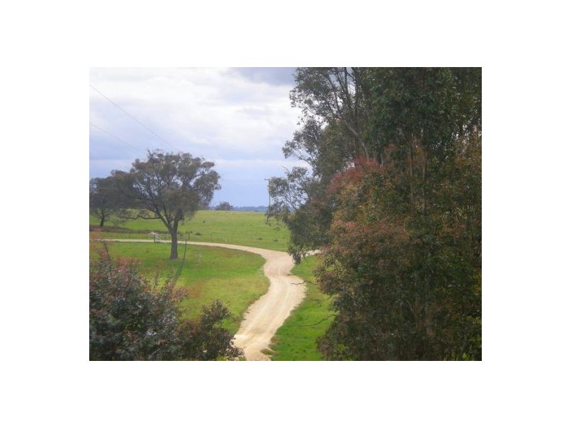 - Ironmine Road, Crookwell NSW 2583