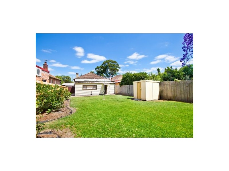 18 Stanley St (Burwood), Strathfield NSW 2135
