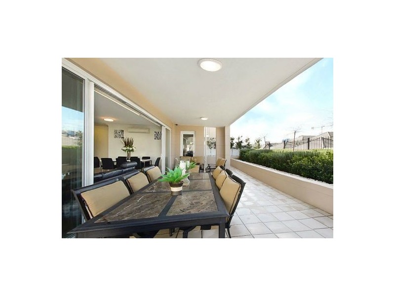 10/17 Orchards Ave, Breakfast Point NSW 2137