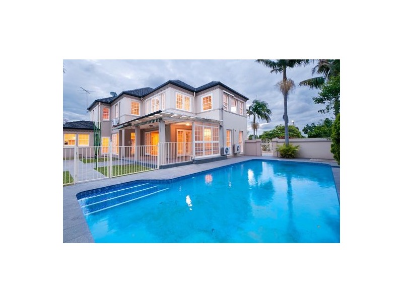 Strathfield NSW 2135