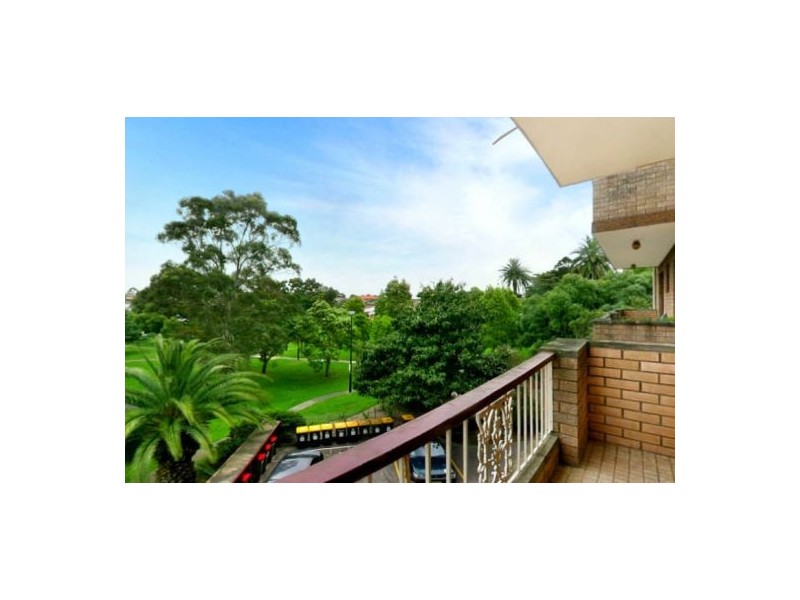 18/264 New Canterbury Road, Lewisham NSW 2049