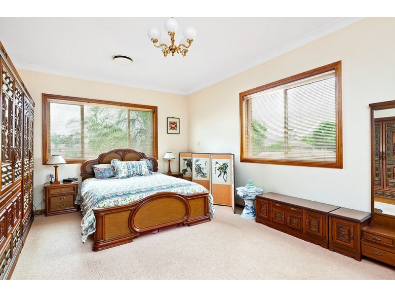 9 Jean Street, Greenacre NSW 2190