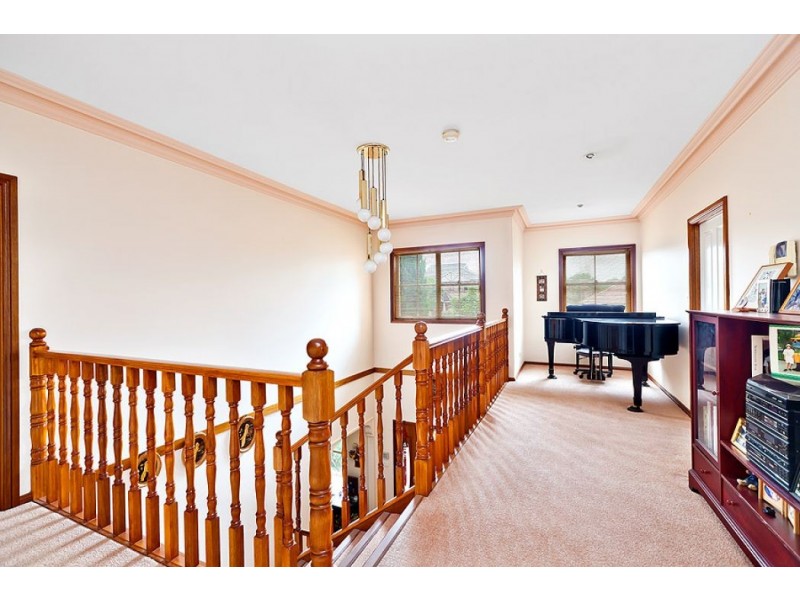 9 Jean Street, Greenacre NSW 2190