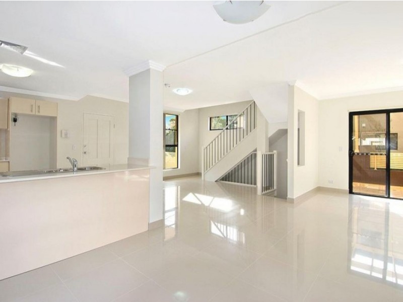 10-12 Adderton Road, Telopea NSW 2117