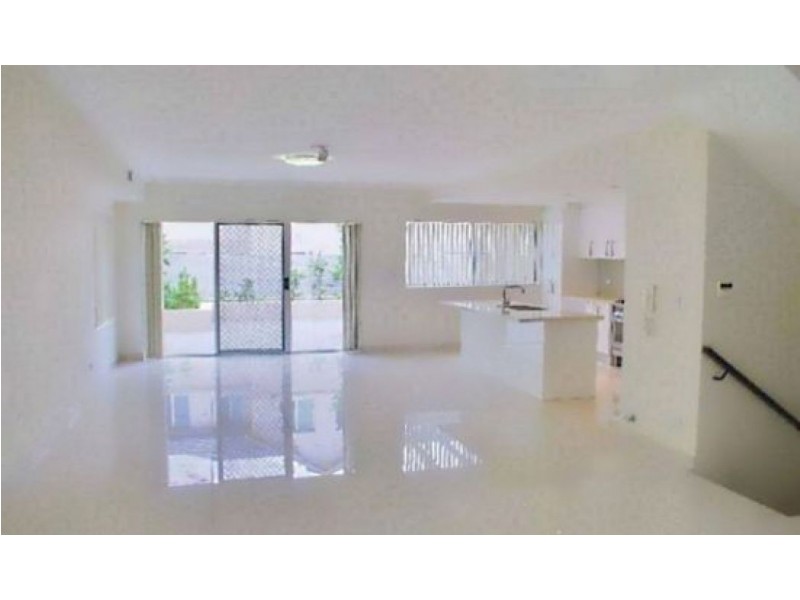 1/26 Bettington Rd, Oatlands NSW 2117