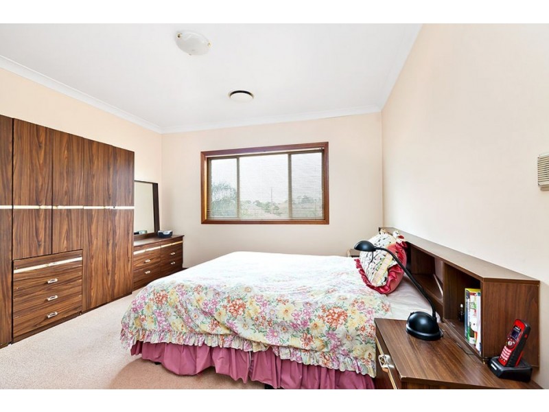 9  Jean Street, Greenacre NSW 2190