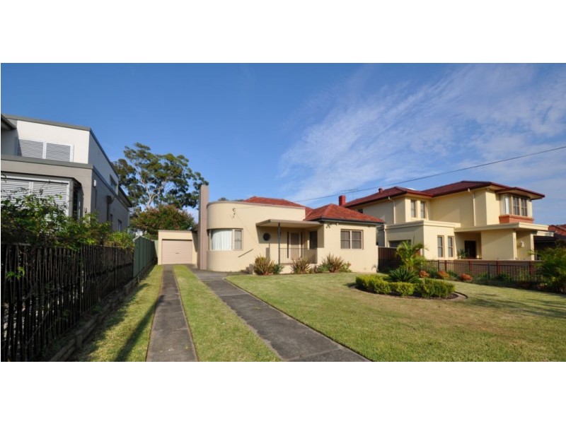 Strathfield NSW 2135