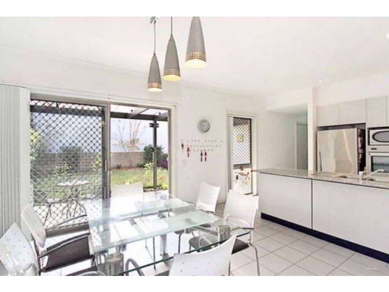 32 Tooth Avenue, Newington NSW 2127
