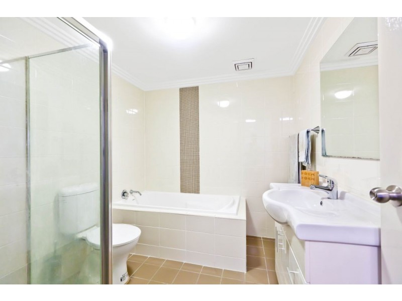 Unit 9,18-20 Courallie Av, Homebush West NSW 2140