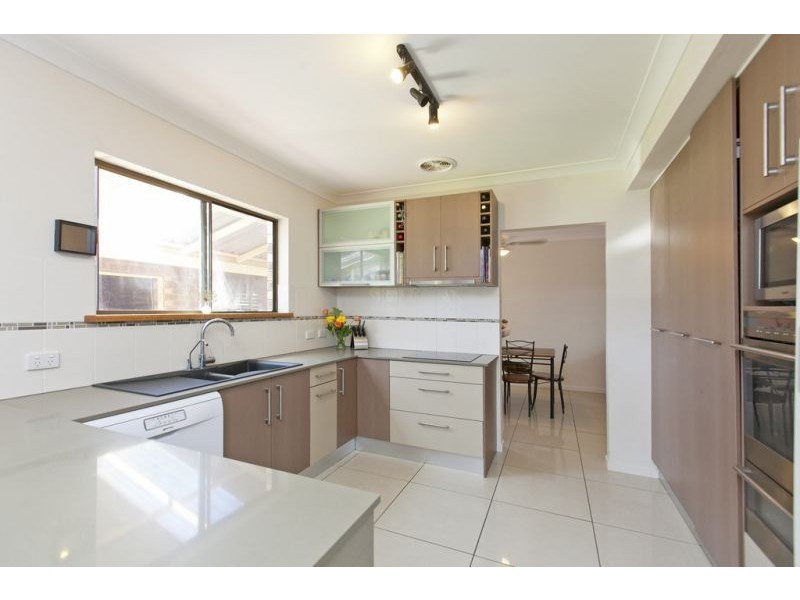 6 Crown Road, Alexandra Hills QLD 4161