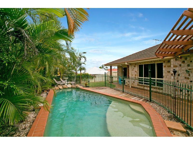 18 Queensbury Court, Wellington Point QLD 4160