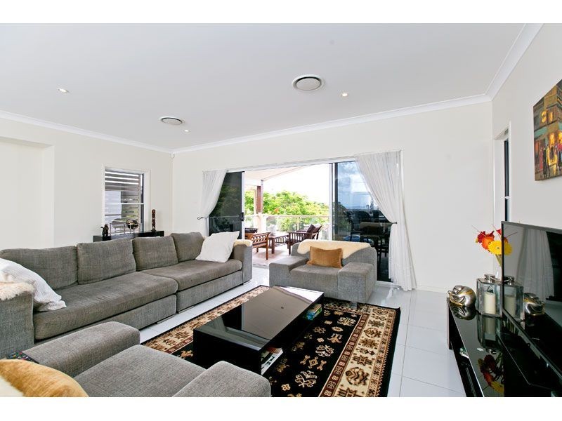 348 Main Road, Wellington Point QLD 4160