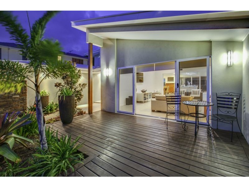 16 Como Street, Ormiston QLD 4160