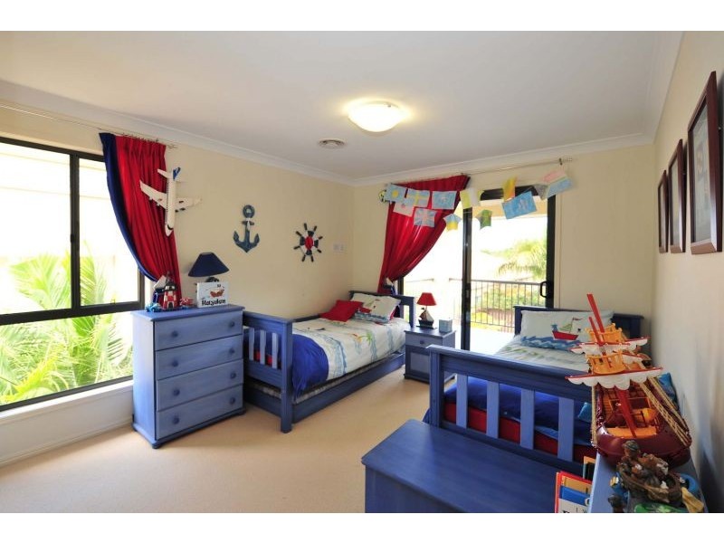 13 White Fig Place, Thornlands QLD 4164