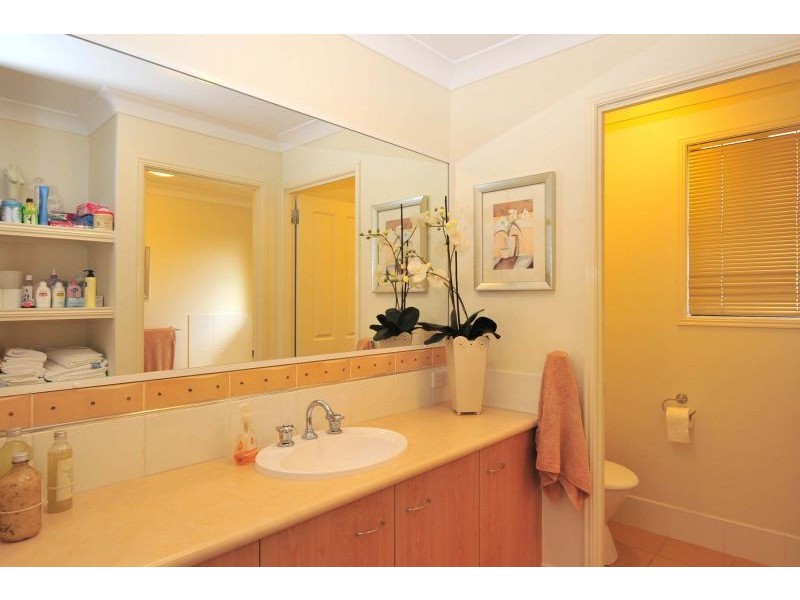13 White Fig Place, Thornlands QLD 4164