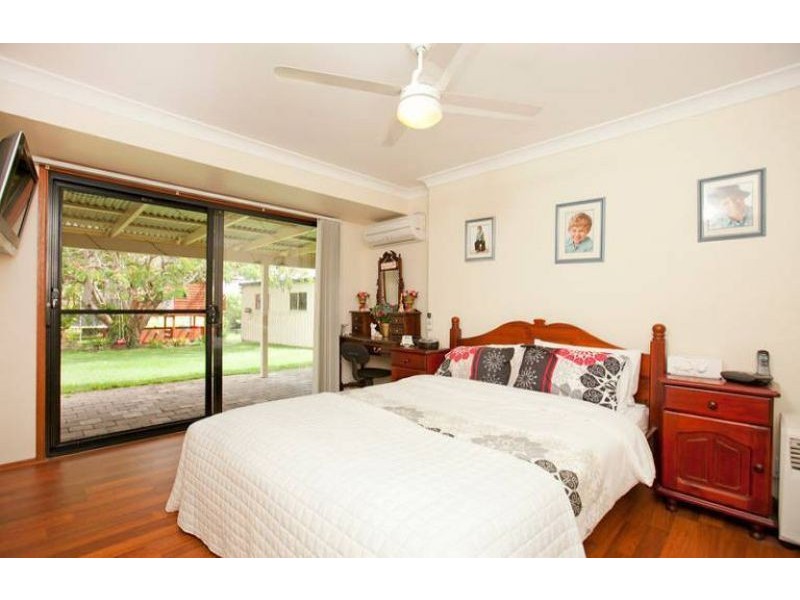 13 Catherine Street, Birkdale QLD 4159