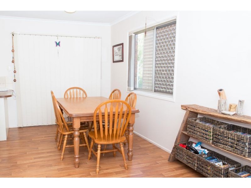 16 Tina Street, Redland Bay QLD 4165
