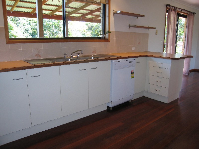 8 Patrick Street, Cleveland QLD 4163