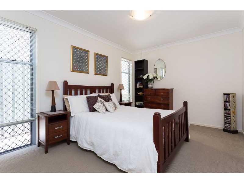 131 Passage Street, Cleveland QLD 4163