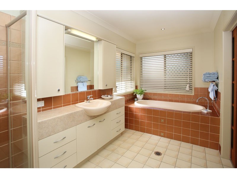 Ormiston QLD 4160
