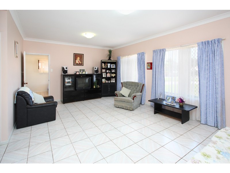 6 Falcon Avenue, Thornlands QLD 4164